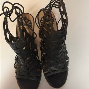 Elegant Black Lace-Up Sandals